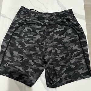 Men’s Camo Shorts. Pace breaker with Liner
